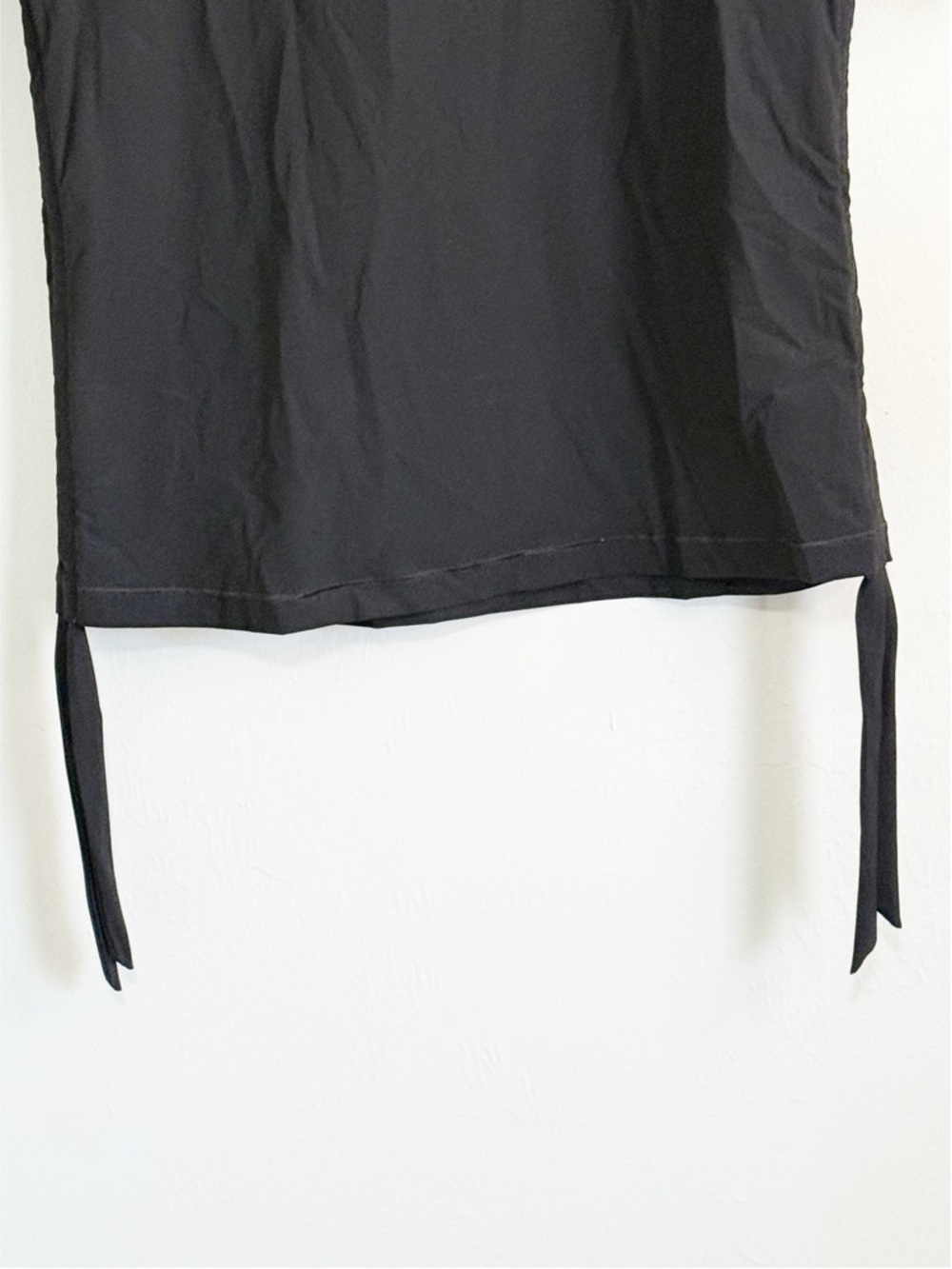 ATHLETA Women’s Black Short Sleeve Ruched Side Rashguard UV Protection Size L - Picture 3 of 6